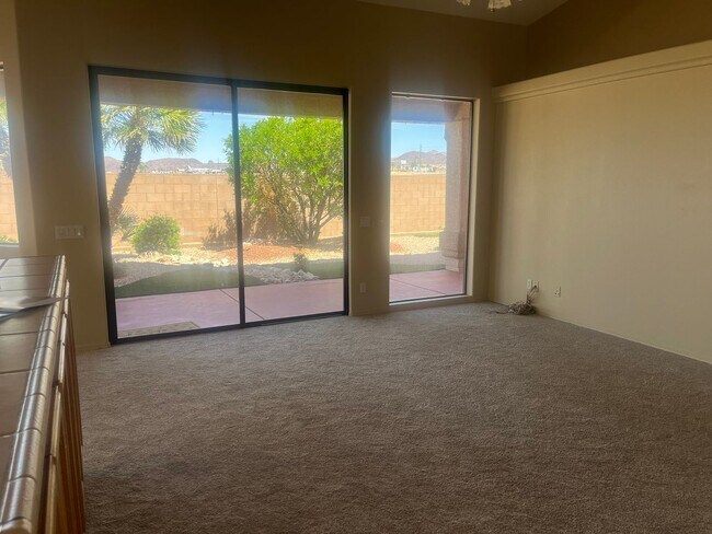 Building Photo - Beautiful Home In Sun Lakes Village