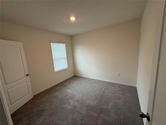 Building Photo - 1148 Cascades Ave