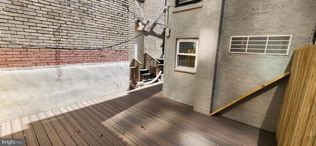 Building Photo - 1413 Lombard St