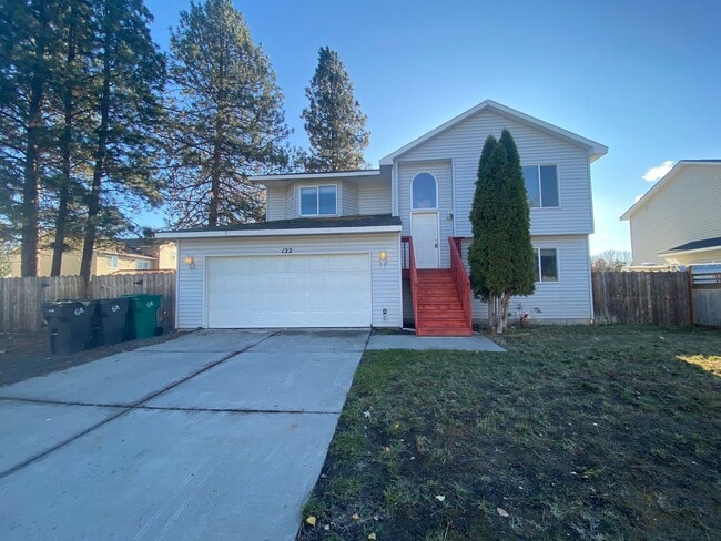 Primary Photo - Single Family Home for Rent - 4 Bedroom, 2 Bathroom Located in Cheney!