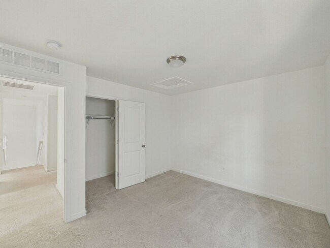 Building Photo - 24485 E Atlantic Dr