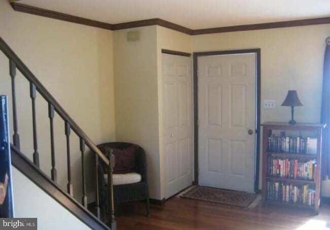 Building Photo - 516 Susan Dr