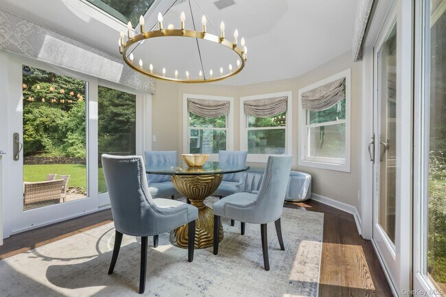 Building Photo - 777 Armonk Rd