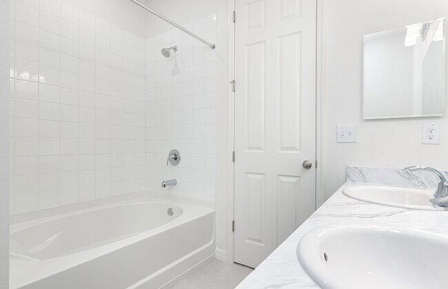 Building Photo - 2789 89th St Cir E