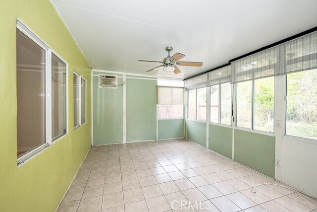 Building Photo - 12200 Crest Ave