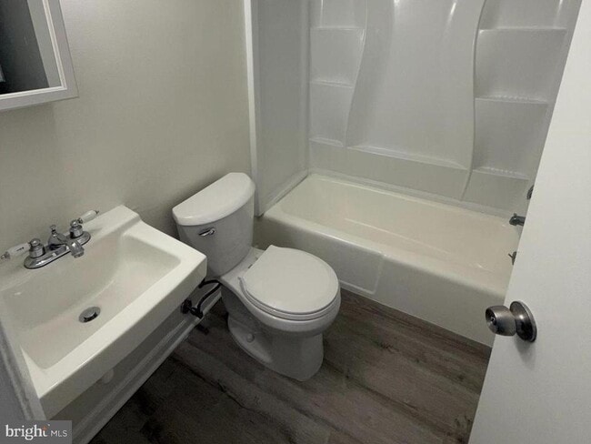 Building Photo - 5485 Harpers Farm Rd