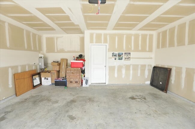 Building Photo - 14463 Cedar Ledge Ln