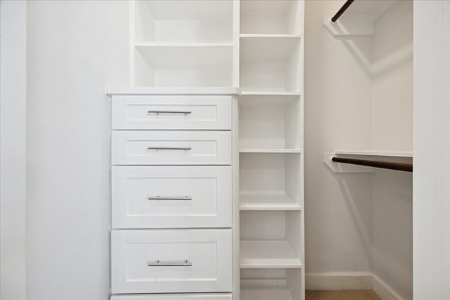 Building Photo - 405 N Nagle St