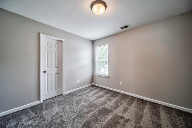 Building Photo - 3329 Chastain Landings Ct
