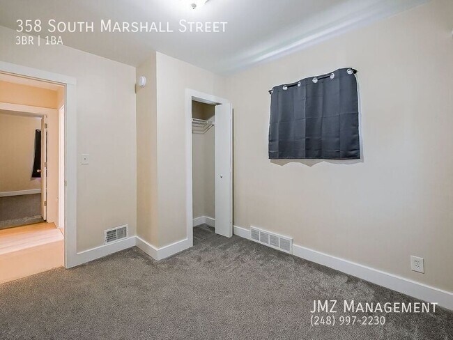 Building Photo - 358 S Marshall St
