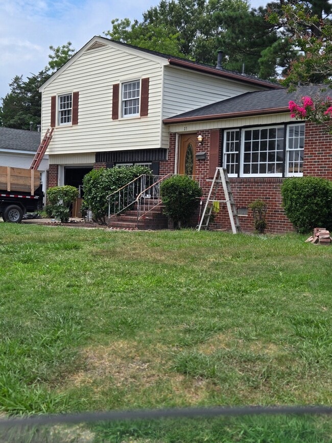 Building Photo - 23 Winnard Rd