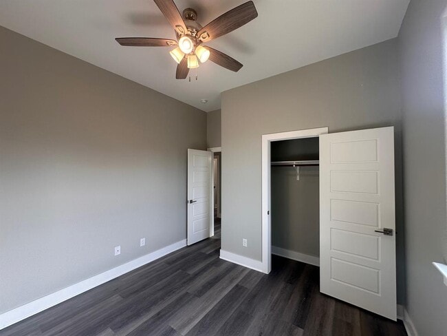 Building Photo - 368 Nene Ln