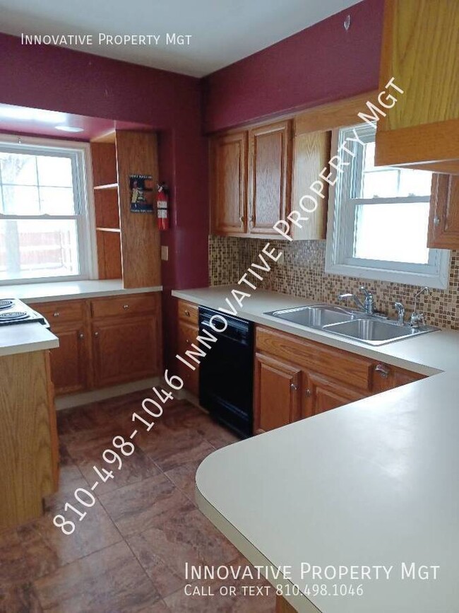 Building Photo - 611 Roome Ct