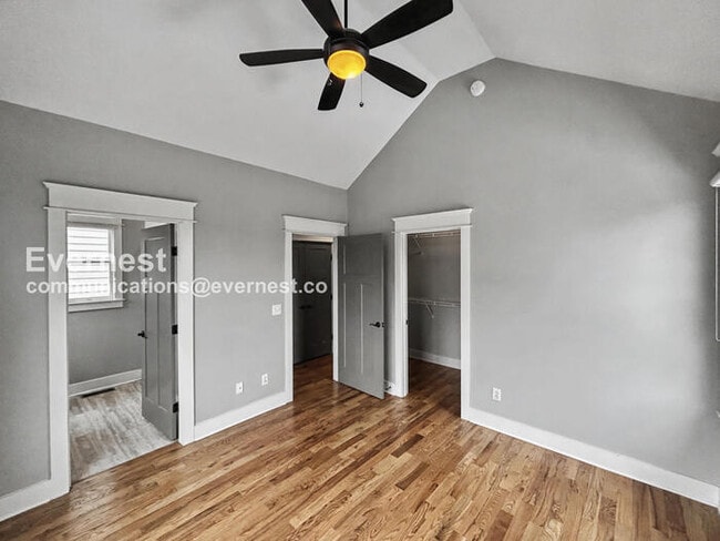 Building Photo - 902 Cheatham Pl