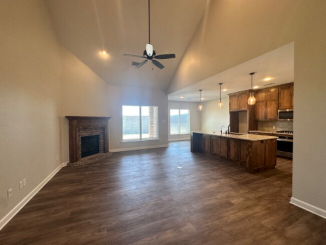 Building Photo - 1210 Milltown Rd