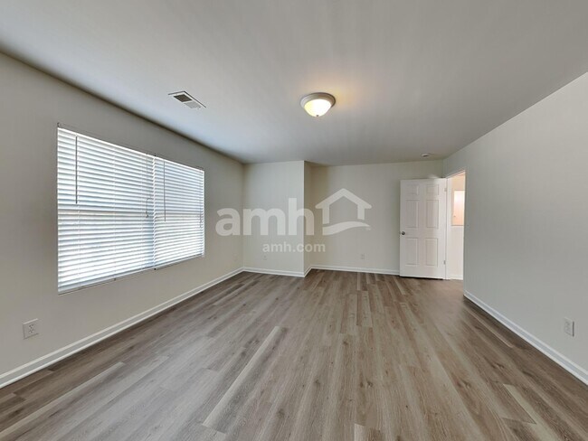 Building Photo - 5316 Silverbrook Dr