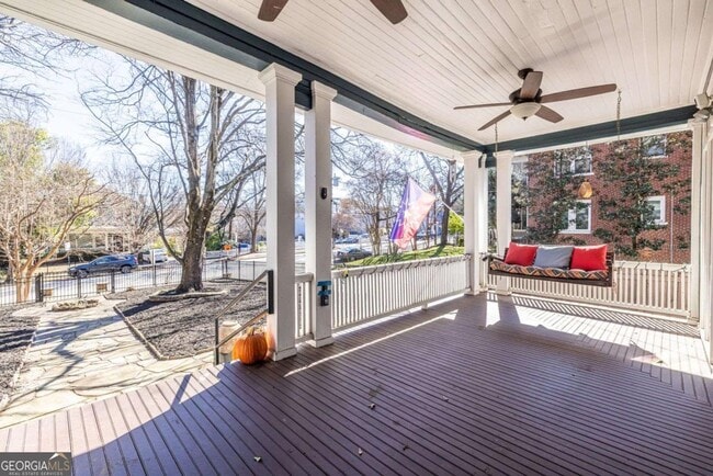 Building Photo - 692 Myrtle St NE