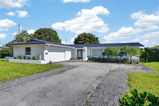 Building Photo - 8161 SW 104th St