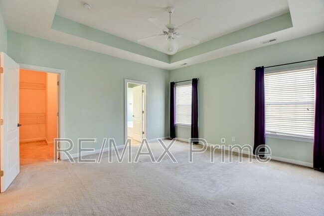 Building Photo - 1495 Elderberry Rd