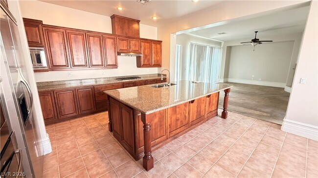 Building Photo - 496 Via Palermo Dr
