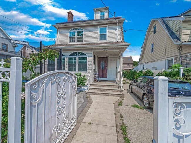 Primary Photo - 104-11 197th St