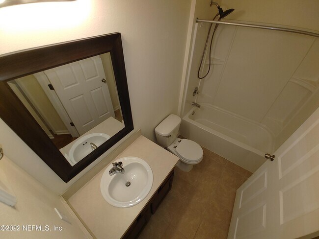 Building Photo - 228 Mahogany Bay Dr