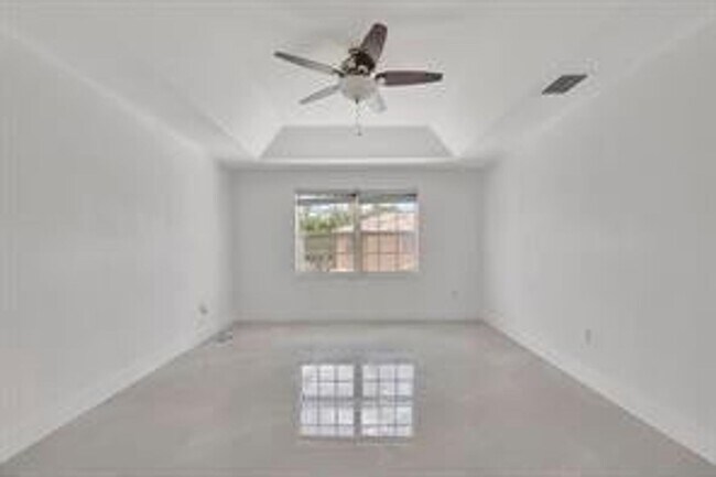 Building Photo - 2410 NW 137th Terrace