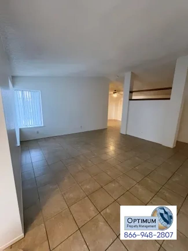 Building Photo - Beautiful 4-bedroom 2-bathroom home.