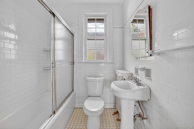 Building Photo - 64 Elmore Ave