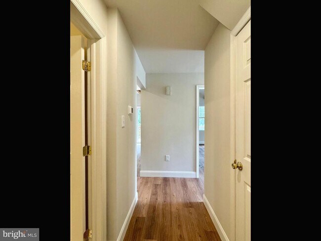 Building Photo - 906 Pritchet Ct