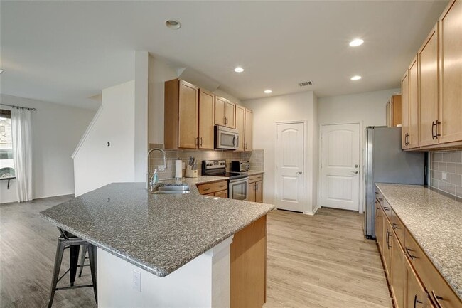 Building Photo - 9017 Norwich Castle