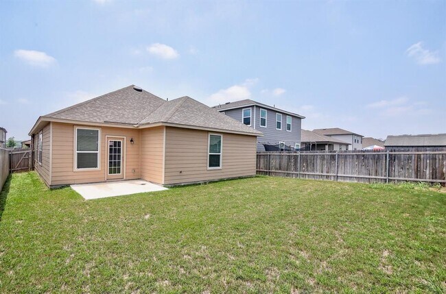 Building Photo - 210 Adeline Dr