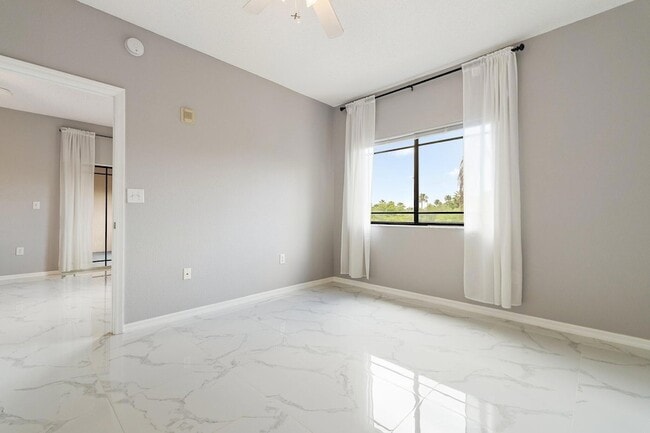 Building Photo - 2917 Tuscany Ct
