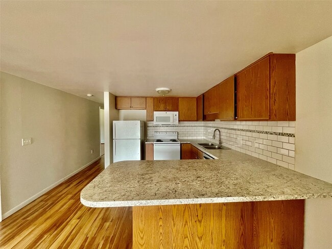 Building Photo - 507 Hill Ave