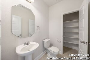 Building Photo - 2302 Castello Wy