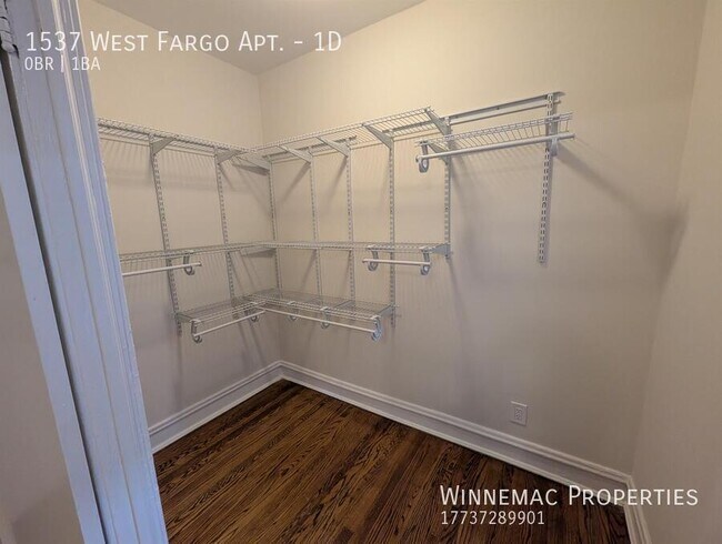 Building Photo - 1537 W Fargo Ave