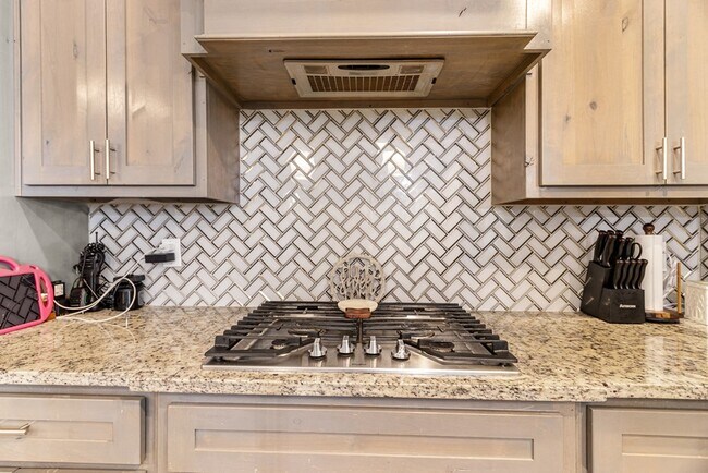 Building Photo - 5304 Congress Rd