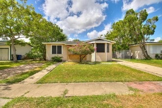 Building Photo - 746 Collingswood Dr