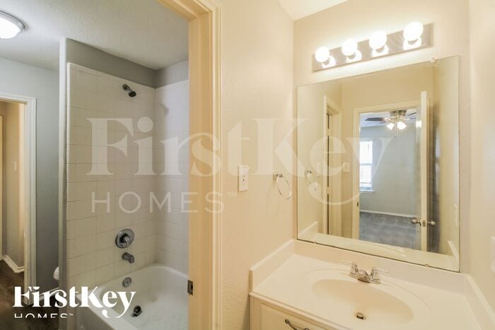 Building Photo - 3519 Apache Meadows Drive