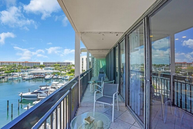 Building Photo - 2687 N Ocean Blvd