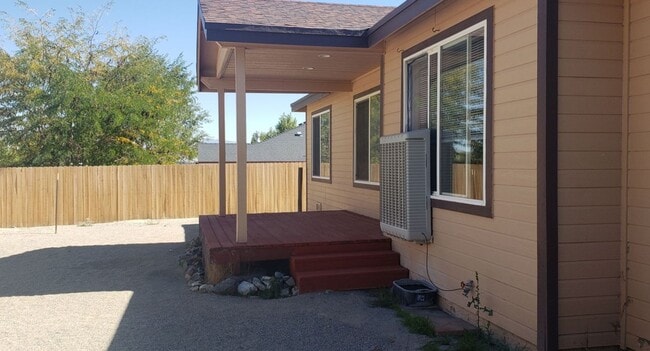 Building Photo - 3 bedroom home in Mason Valley's  Walker R...
