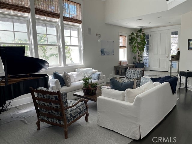 Building Photo - 840 18th St