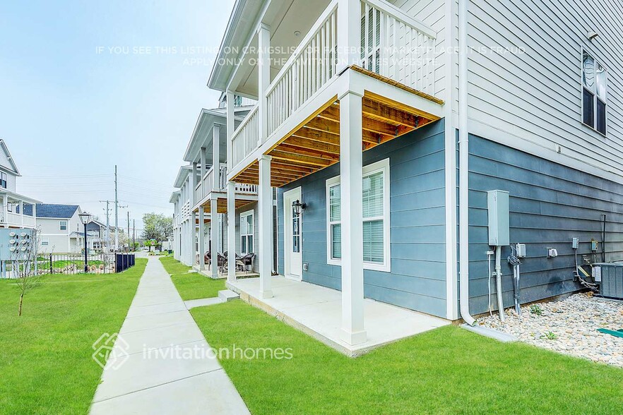 Building Photo - 244 Founders Ln