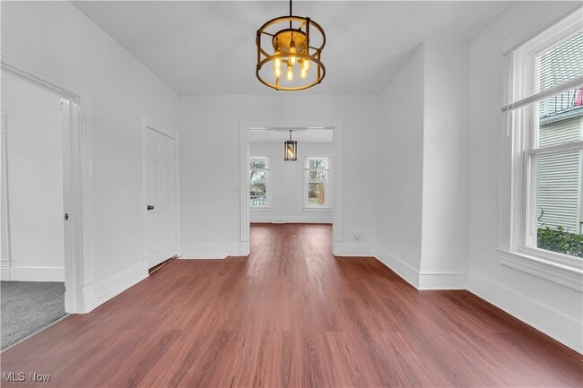 Building Photo - 9618 Willard Ave