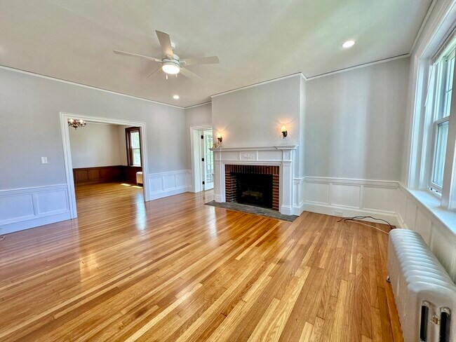 Building Photo - 476 Jamaicaway