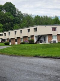 Building Photo - 708 Cortland Dr