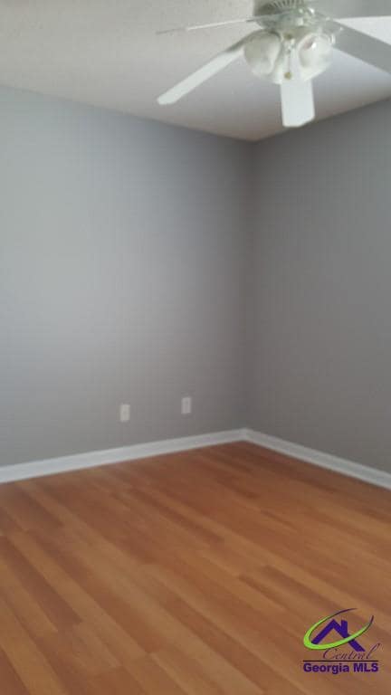 Building Photo - 412 Wrasling Way