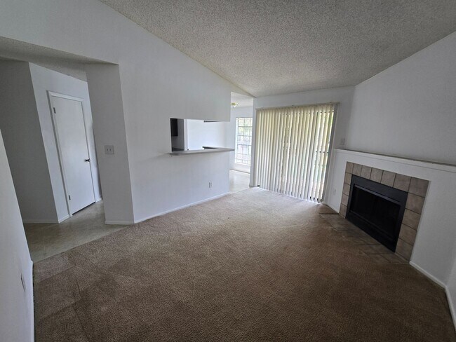 Building Photo - Charming One Bedroom for Rent in Tampa!
