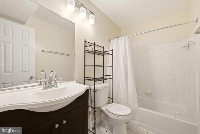 Building Photo - 2505 McVeary Ct