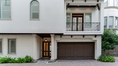 Building Photo - 1700 Sunset Blvd